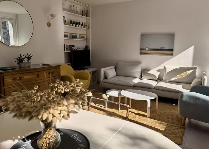 La Triolette, Maison Chaleureuse, Independante Et Refaite A Neuf Dans Le Vieux Coutainville, Tourisme Ou Teletravail * Agon-Coutainville