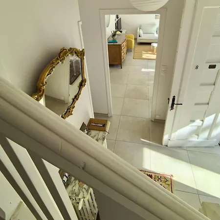 Dom wakacyjny La Triolette, Maison Chaleureuse, Independante Et Refaite A Neuf Dans Le Vieux Coutainville, Tourisme Ou Teletravail Agon-Coutainville