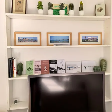 La Triolette, Maison Chaleureuse, Independante Et Refaite A Neuf Dans Le Vieux Coutainville, Tourisme Ou Teletravail