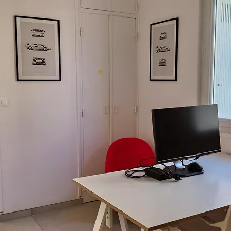 Дом отдыха La Triolette, Maison Chaleureuse, Independante Et Refaite A Neuf Dans Le Vieux Coutainville, Tourisme Ou Teletravail *