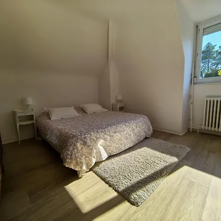 La Triolette, Maison Chaleureuse, Independante Et Refaite A Neuf Dans Le Vieux Coutainville, Tourisme Ou Teletravail Агон-Кутенвиль