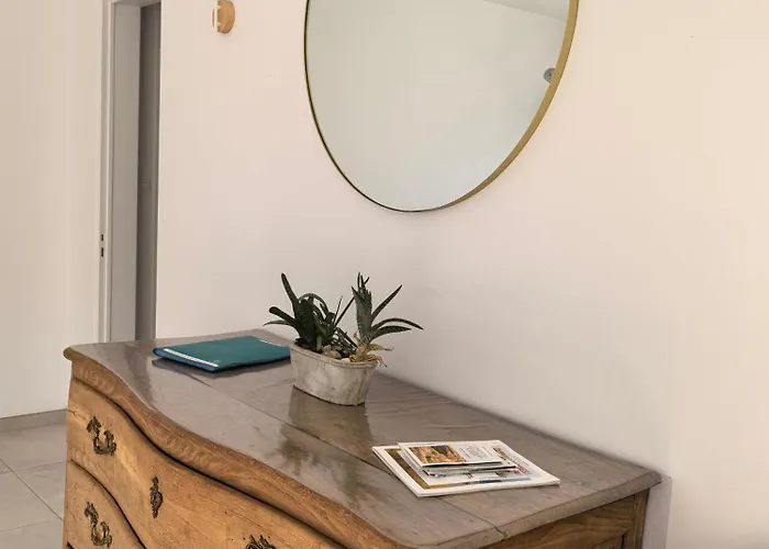 La Triolette, Maison Chaleureuse, Indépendante Et Refaite à Neuf Dans Le Vieux Coutainville, Tourisme Ou Télétravail Hébergement de vacances Agon-Coutainville