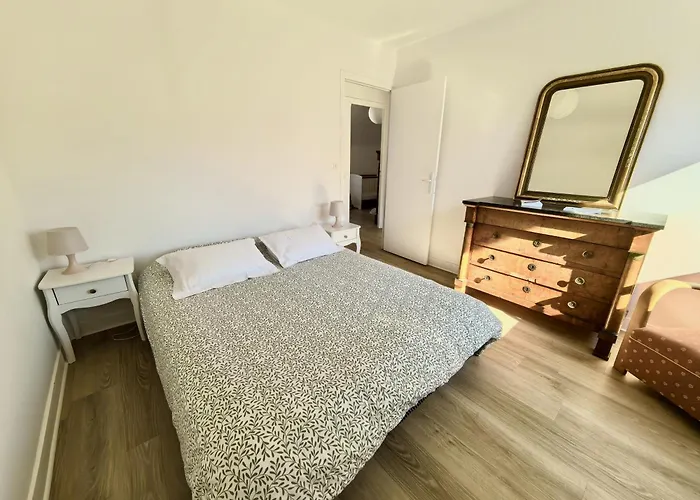 La Triolette, Maison Chaleureuse, Indépendante Et Refaite à Neuf Dans Le Vieux Coutainville, Tourisme Ou Télétravail Hébergement de vacances *